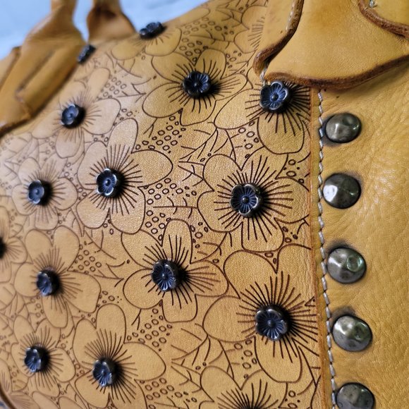 COSTANZA ROTA Yellow Floral Rivets Leather Top Handle Crossbody Bag - Picture 10 of 14